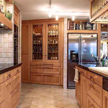 Am Renn Chalet 8br - What'app - 0034-635-520-036 - For Reservations!! * Grindelwald