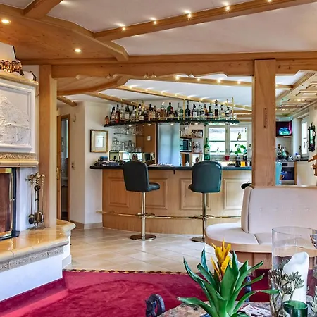 Am Renn Chalet 8br - What'app - 0034-635-520-036 - For Reservations!! Villa *
